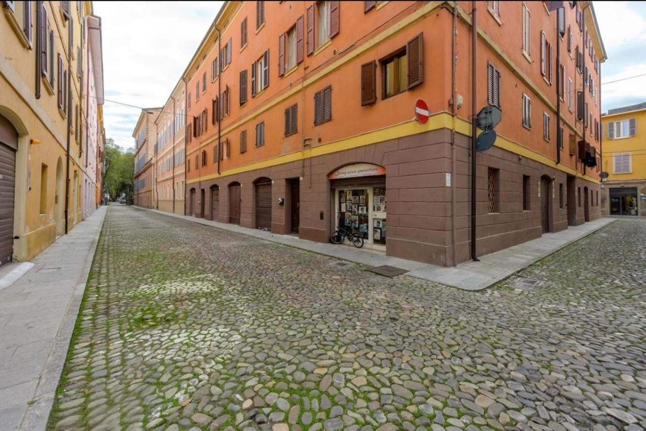 La Sosta 2-Casa Accanto Alla Stazione Dei Treni Modena Exterior photo